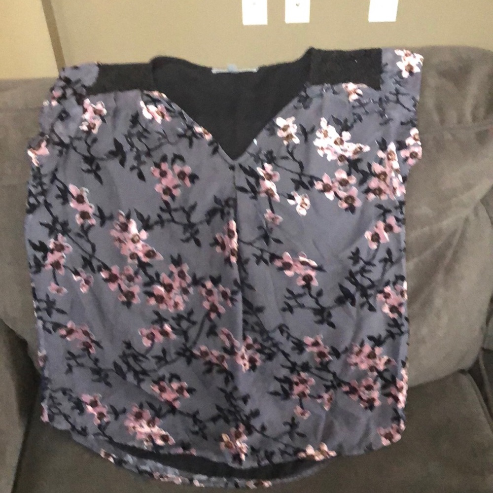 Gray and Black Floral Print Blouse - Size M